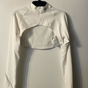 Pearl Izumi running shrug, size L.